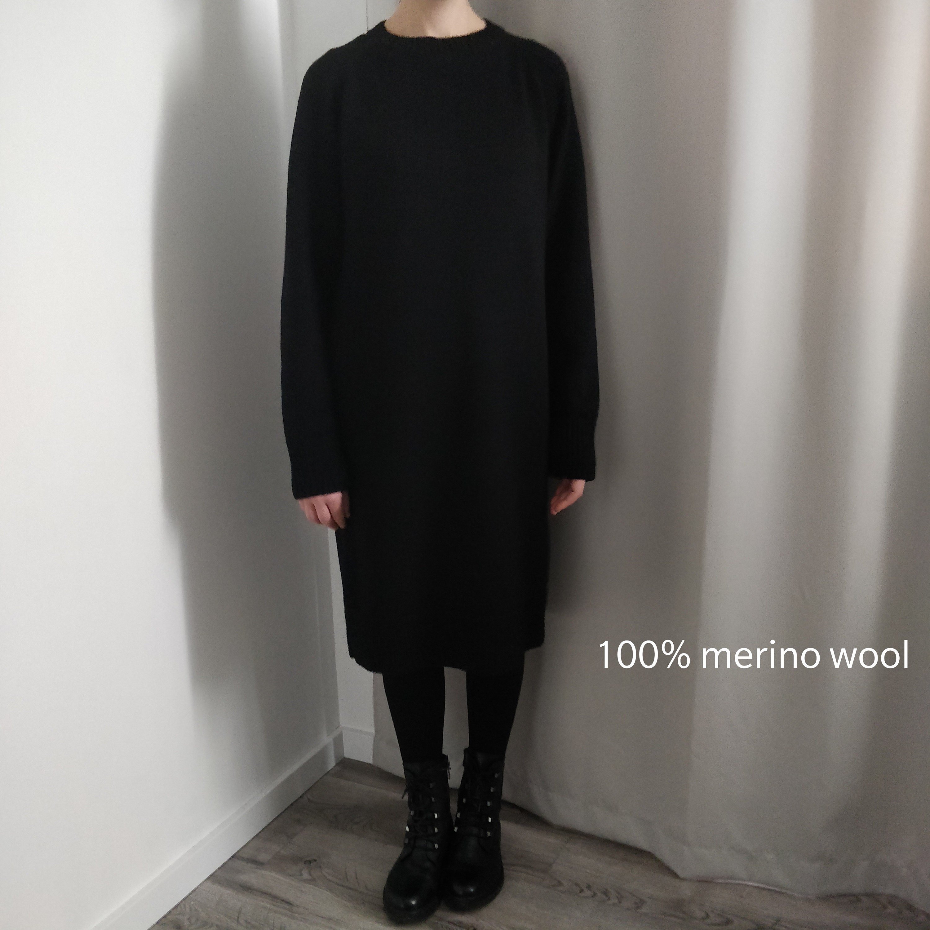 black wool knit dress merino midi dress. Hand raglan Black dress. Black oversized jumper midi dress. Extra fine merino wool midi 6Y/6X
