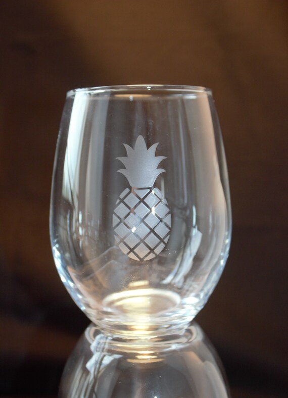 Pineapple Etched Wine Glasses Glass Designs