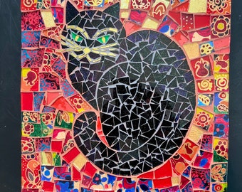 Black cat with green eyes glass mosaic, cat with flowers, ornament mosaic, patchwork mosaic glass, garden mosaic, cat lovers art, kitten art
