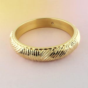 Estate Italian 14K Yellow Gold Puffed Etched Textured Statement Bangle Bracelet | 26.5 grams