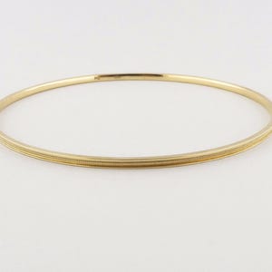 Estate Solid 14K Yellow Gold Etched Engraved Textured Stacking 8&quot; Bangle Bracelet | 5.6g
