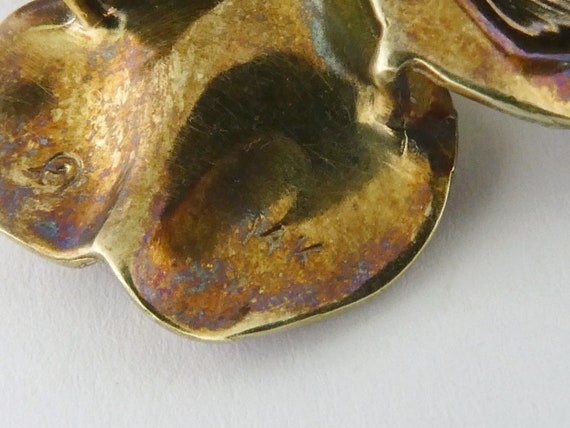 Vintage 14K Yellow Gold,  Enamel and Diamond Pans… - image 9