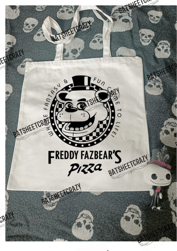 FNAF Five Nights at Freddy's Freddy Fazbear's Pizza 