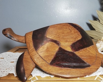 Tortue en bois / Tortue de mer / Décoration en bois / Wooden turtle / Sculpture en bois