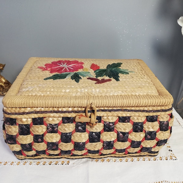 Boîte à couture vintage / Boîte en osier / Panier en rotin / Sewing box