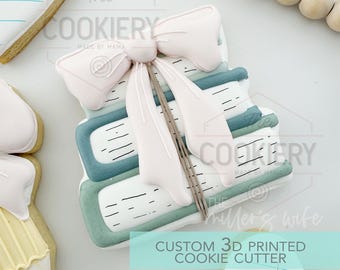 Book Stack with Bow Cookie Cutter - Back to School - 3D Printed Cookie Cutter - TCK52163