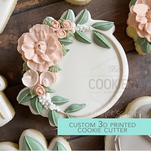 Circle Floral Plaque Cookie Cutter - Wedding Floral Cookie Cutter Plaque - 3D Printed Cookie Cutter - TCK36149