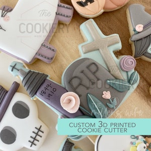 Spooky Graveyard Cookie Cutter - Halloween Cookie Cutter -  3D Printed Cookie Cutter - TCK89122