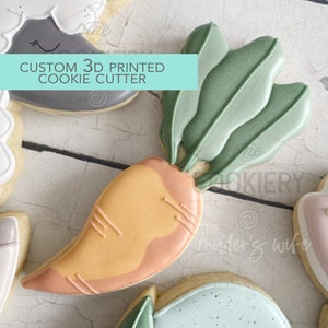 Curved Carrot Cookie Cutter - Easter Cookie Cutter -  3D Printed Cookie Cutter - TCK85192