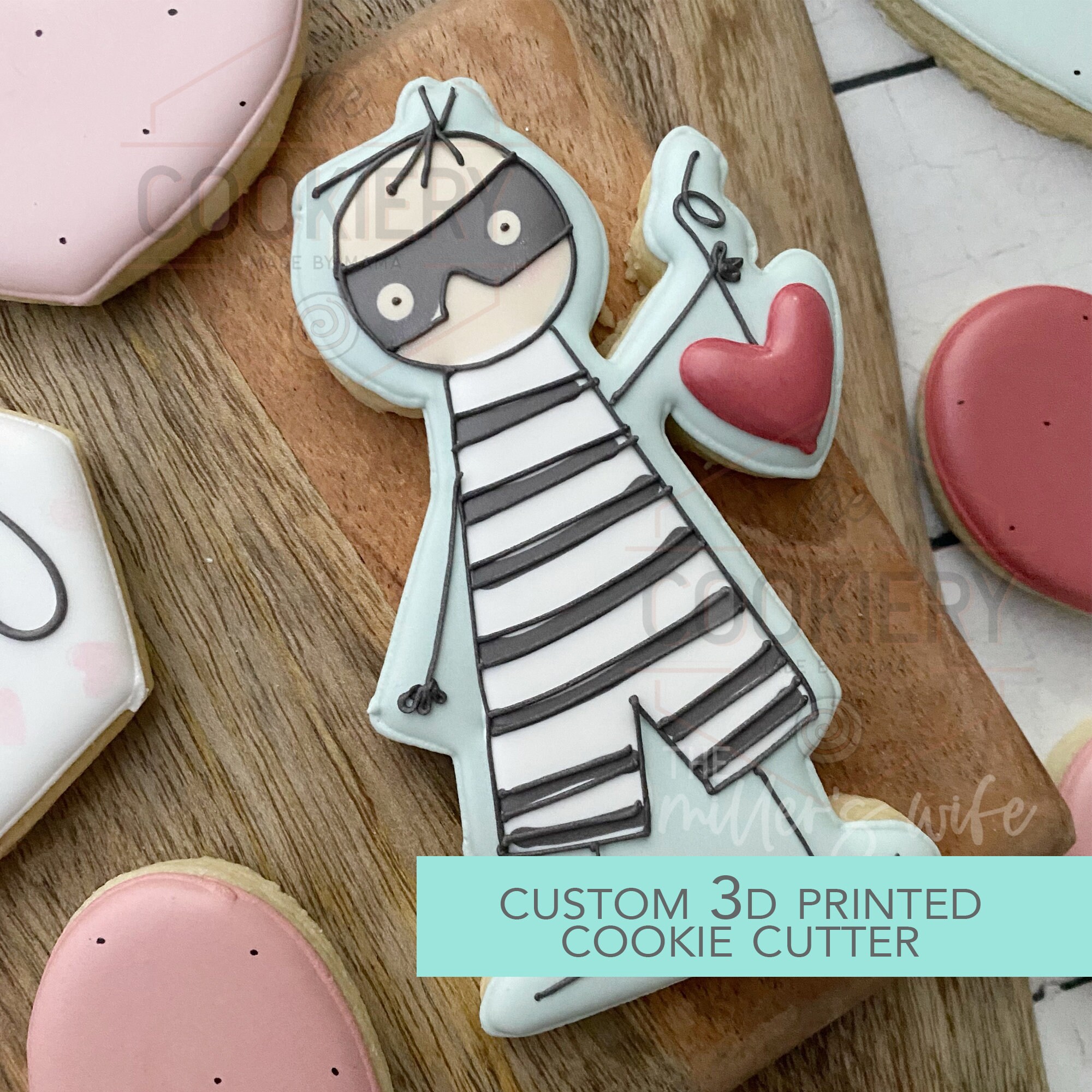 Love stink Valentine cookie cutter – Cheerful Cookie Cutters