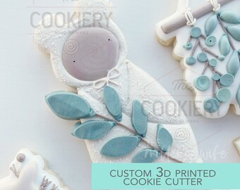 Swaddled Baby with Greenery Cookie Cutter, Baby Shower Cookie - 3D Printed Cookie Cutter - TCK89112