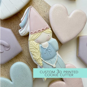 Princess with Hat  Cookie Cutter - Fairytale Cookie Cutter  - 3D Printed Cookie Cutter - TCK72132