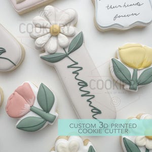 Tagliabiscotti con scritta "Skinny Daisy" - Tagliabiscotti per la Festa della Mamma - Tagliabiscotti stampato in 3D - TCK19192