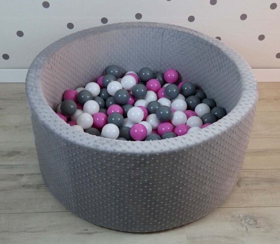 250 ball pit balls