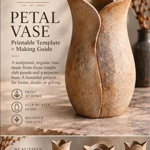 Könnte beinhalten: Eine druckbare Vorlage und Bastelanleitung für eine Blütenvase von House of Yaa. Das Dokument enthält Text und Bilder einer beigen, gesprenkelten, skulpturalen Vase mit geschwungener, organischer Form und zeigt drei Varianten des Objekts.