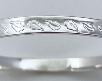Oak Leaves Silver Bangle