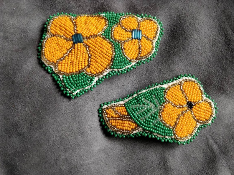 beaded rosettes beaded 2 Hair barettes