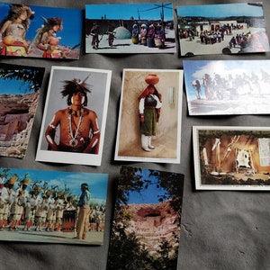 Stel vintage Native American post kaarten, pueblo, klif woningen, pueplo aardewerk, zuidwest dansen, kachina