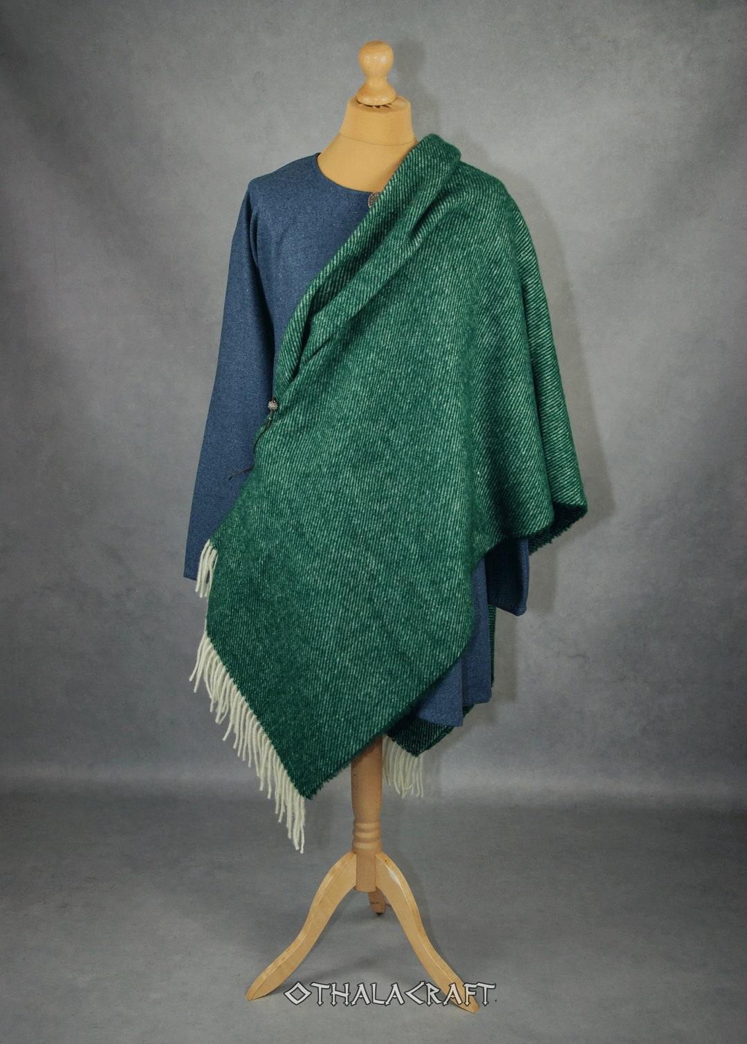 Curated visual reference: Picture Idea: Woolen Blanket Green Wikinger Mantel Viking Garb Płaszcz Wikinga