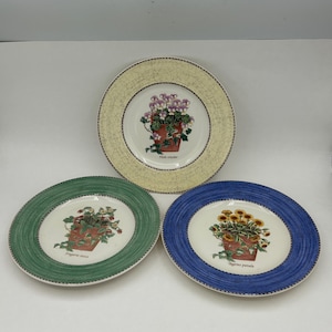 Vintage 3-Piece Wedgwood Queen&#39;s Ware England Sarah&#39;s Garden Pattern 8&quot; Salad Dessert Plates - Yellow Viola, Blue Tagetes & Green Fragaria