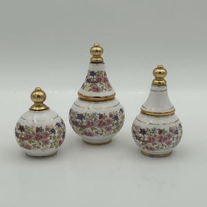 Vintage 3-Piece Bardaco Greece Small White Solid Perfume Bottles Scented Pot Set With Floral Design And Gold Gilt Caps, Accents And Trim