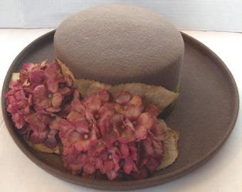 Vintage Toucan Collection 100% Wool Ladies Brown Brimmed Hat With Artificial Flower Embellishment And Green Velvet Band