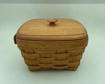 Vintage 1992 Handwoven And Signed Longaberger Baskets Large Warm Brown 8 Inch Berry Basket With Plastic Protector And Wooden Knobbed Lid