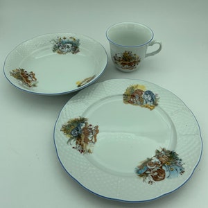 Thun 1794 Karlovarsky Porcelain Czech Republic Puppies, Kittens, Bunnies Pets 3-Piece Childs Dinnerware Set Includes 8&quot; Plate, Bowl And Cup