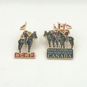 RARE PINS PIN'S .. Gendarmerie Mobile Blason Egm 15/7 1991
