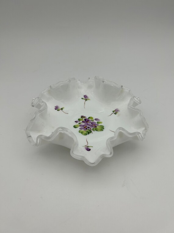 フェントン　アンティークガラス　小物入れ　Fenton silver crest Fenton フェントン シルバークレストのフリルが可愛い 大きな花瓶