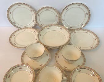 Vintage 19-Piece Pope Gosser St. Regis Floral Dinnerware Includes 4 Salad Plates, Bread Plate, 4 Soup Bowls, 4 Fruit Bowls, 3 Cups & Saucers