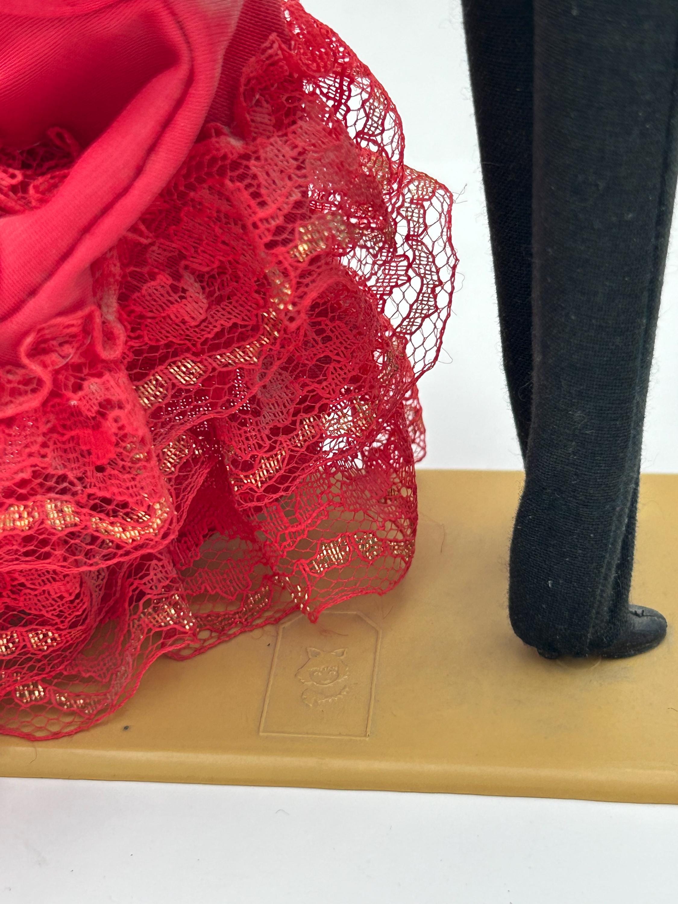 sale☆ニューヨーク画家　フラメンコ Vintage 2-piece Marin Chiclana Plastic Spanish Flamenco