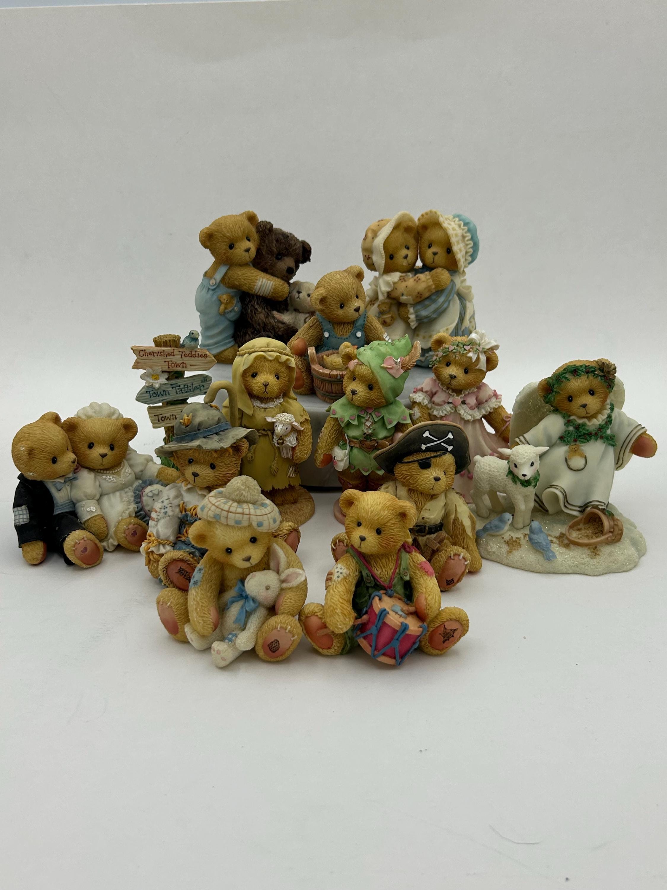 Collection of Thirteen Vintage 1992 - 2000 Enesco Priscilla Collection of Thirteen Vintage 1992 - 2000 Enesco Priscilla
