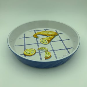 Vintage Georges Briard Large Round 10 Inch Ceramic Casserole Baking Dish With Golden Yellow Zucchini Squash Vegetable Design
