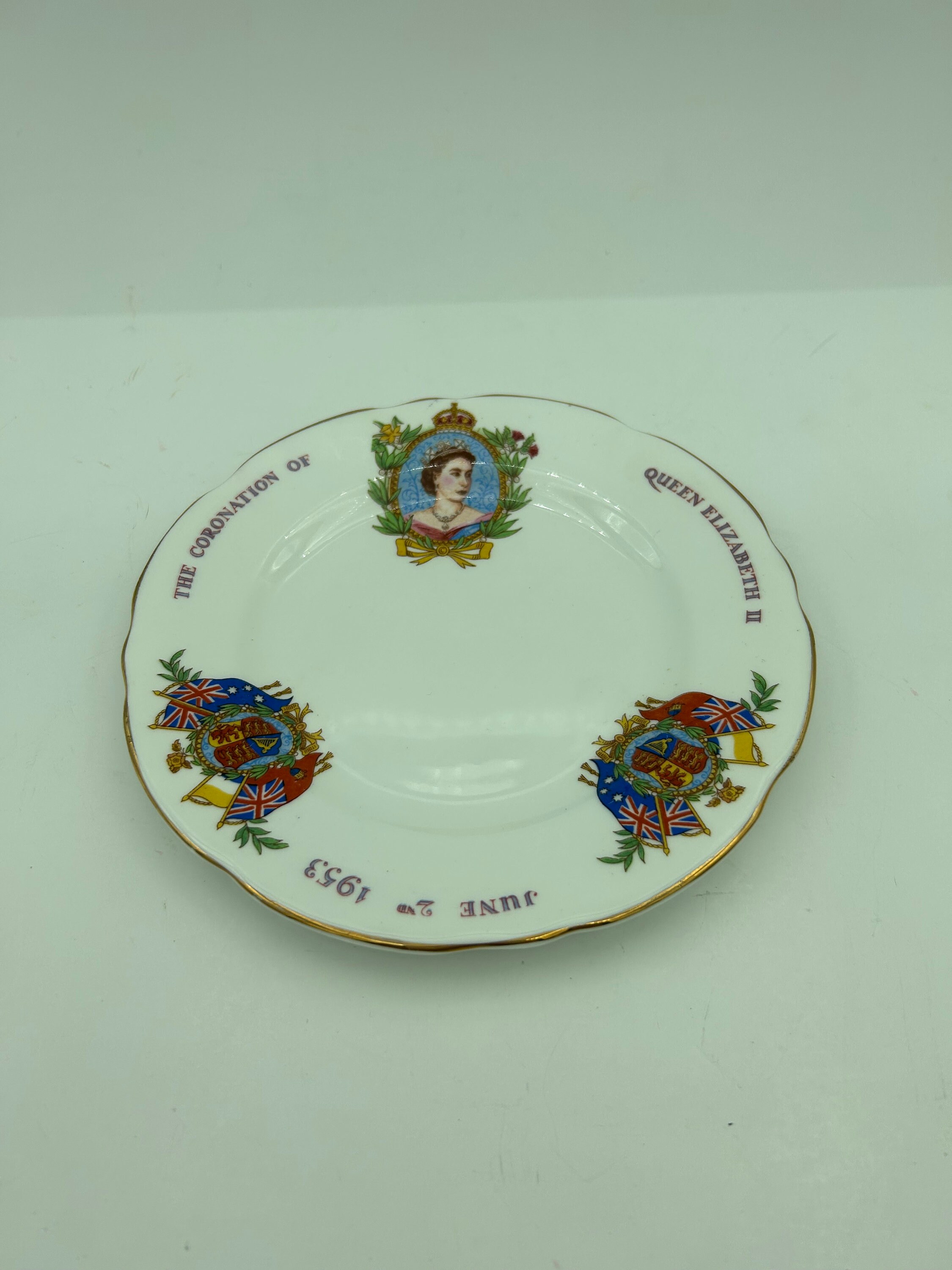 Vintage Gladstone Bone China England The Coronation Of Queen Elizabeth II June 2nd 1953 Commemorative 6" Souvenir Side Plate With Gold Trim