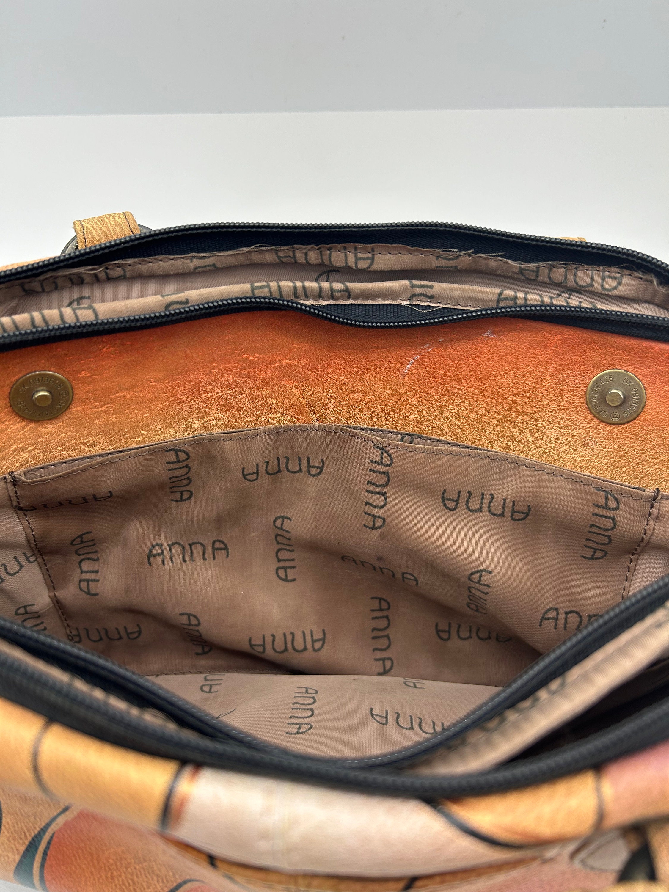 Anna by Anuschka Preowned Hand Painted Genuine Leather Triple