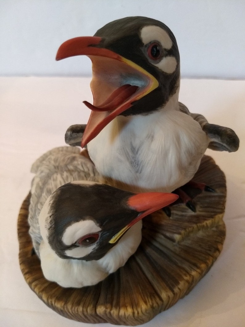 Edward Marshall Boehm Studios Birds Collection Made In England Porcelain Bonaparte's Gulls Larus philadelphia 200-18 Sculpture Figurine image 2