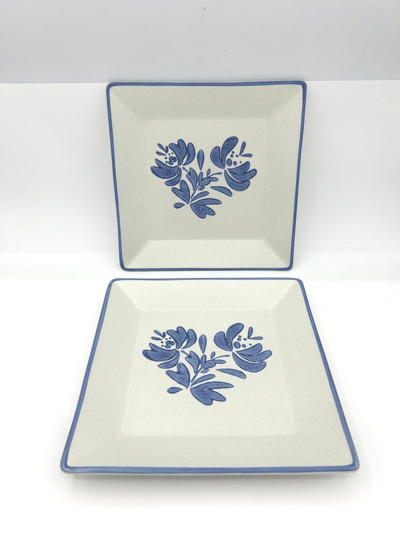 Pfaltzgraff Yorktowne Rimmed Plates - Thumbnail 4