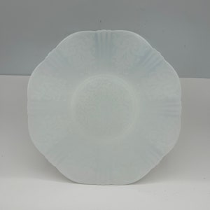 Vintage Macbeth-Evans Depression Glass White Monax American Sweetheart 11&quot; Round Chop Plate Serving Platter With Scrolls, Swags And Leaves