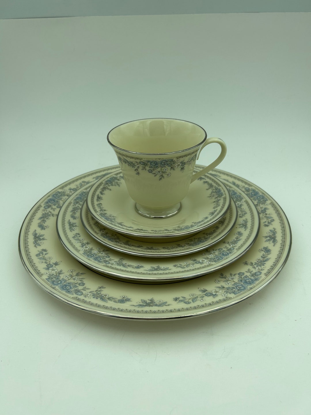 Vintage Lenox Reverie Pattern Platinum Trim 5-piece Place Setting Includes  Dinner Plate, Salad Plate, Bread Plate and Footed Cup With Saucer