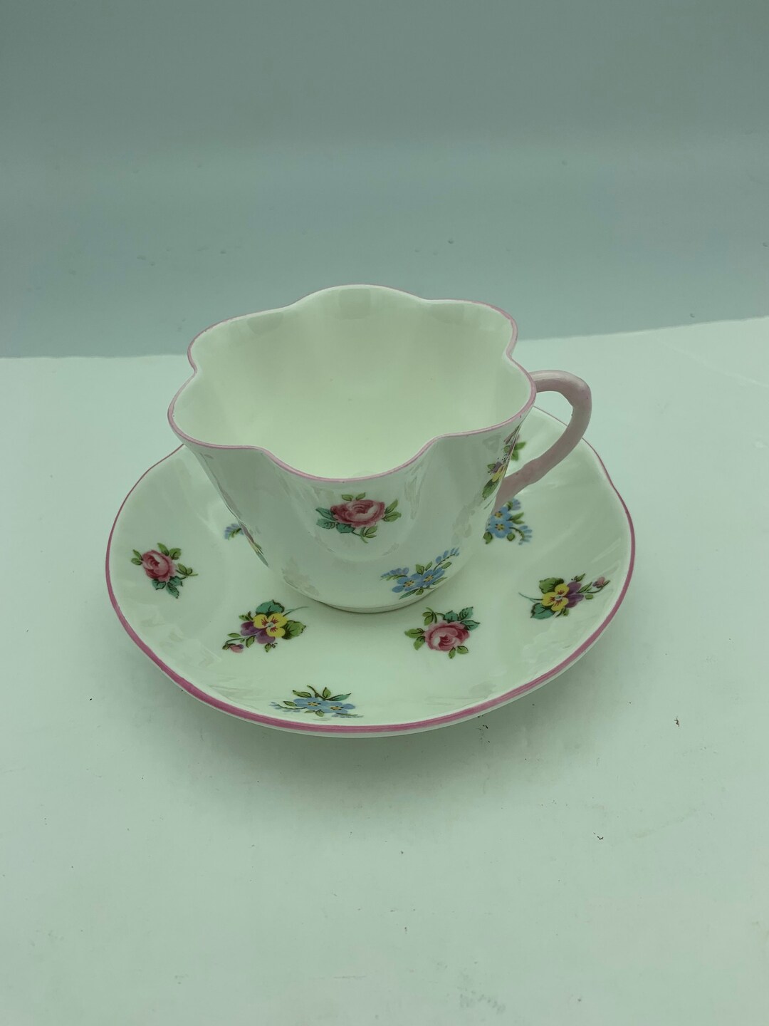 2piece Crown Staffordshire England Fine Bone China Floral Bouquet Flat