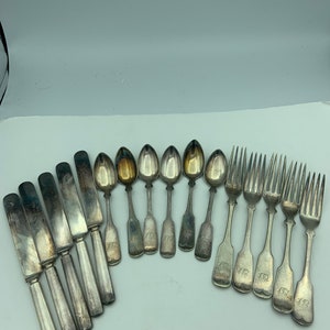 Vintage 17-Pce Coin Pattern Boardman, Roger Bros, Hall Elton, Meriden Britannia Monogrammed Silverplate Includes 6 Forks, 6 Spoons, 5 Knives