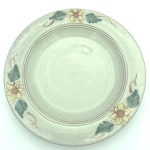 Vintage 1995 Stoughton Wisconson Old Stone Pottery Decorative Signed Christopher Matti 7" Round Rimmed Floral Salad Dessert Pottery Plate