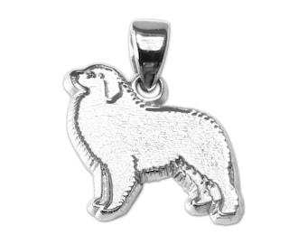 Great Pyrenees Handmade 3D Leather Dog Keychain *VANCA* Made in Japan #56733