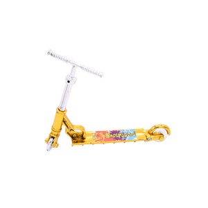 1/10th Scale Model Scooter