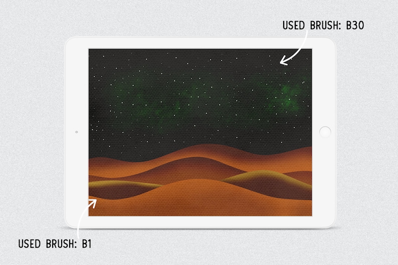 Puede incluir: Una ilustraci&oacute;n digital de un paisaje des&eacute;rtico con dunas de arena naranja bajo un cielo nocturno oscuro con nebulosas verdes y estrellas blancas. La imagen se muestra en una tableta blanca.