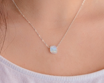 Raw Moonstone Necklace, Tiny Rainbow Moonstone Necklace, June Birthstone Jewelry, Flash Moonstone Necklace, Moonstone Pendant