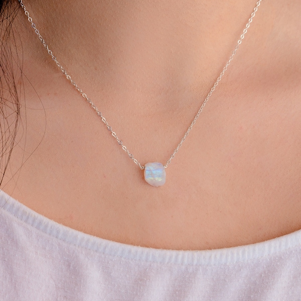 Raw Moonstone Necklace, Tiny Rainbow Moonstone Necklace, June Birthstone Jewelry, Flash Moonstone Necklace, Moonstone Pendant