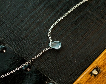 Aquamarine Crystal Necklace, Gemstone Pear Cut, Teardrop Gemstone Necklace, Aquamarine Necklace, teardrop crystal quartz pendant