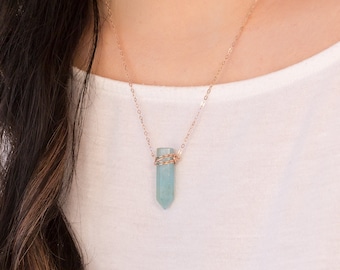 Crystal Point Necklace, Gemstone Point Necklace, Aquamarine Necklace Gold, Aquamarine Crystal Necklace
